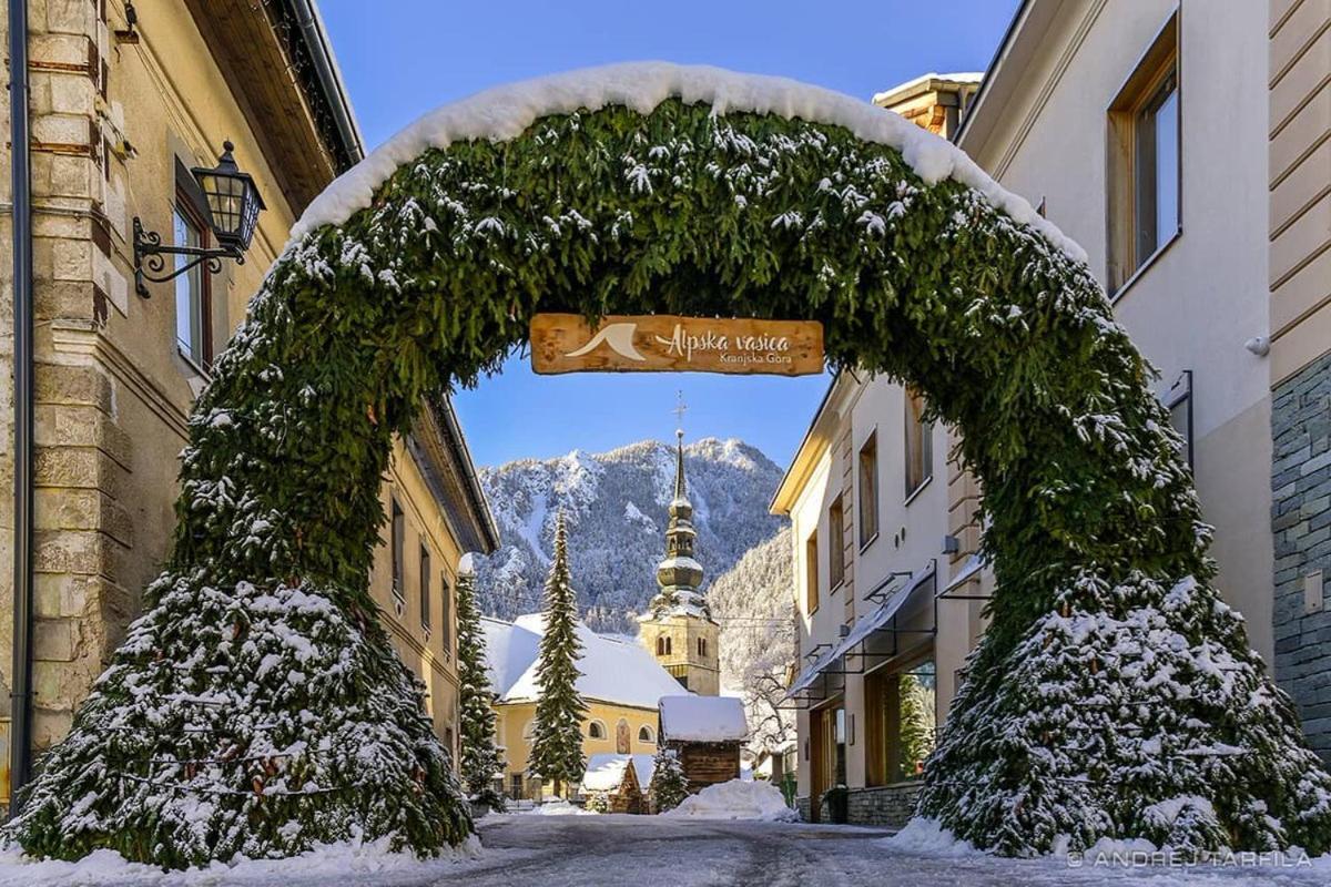 Apartma Studio Jana Kranjska Gora Luaran gambar